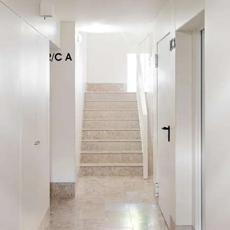 Bright Ajuda Apartment, 2 Bedrooms & Ac 아파트 리스본
