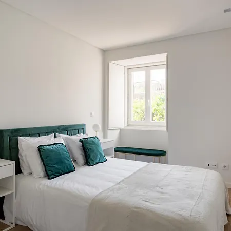 Bright Ajuda Apartment, 2 Bedrooms & Ac Lejlighed