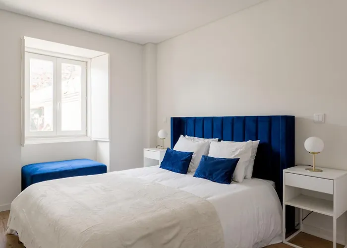 Lx Living, 2 Bed Retreat Lissabon